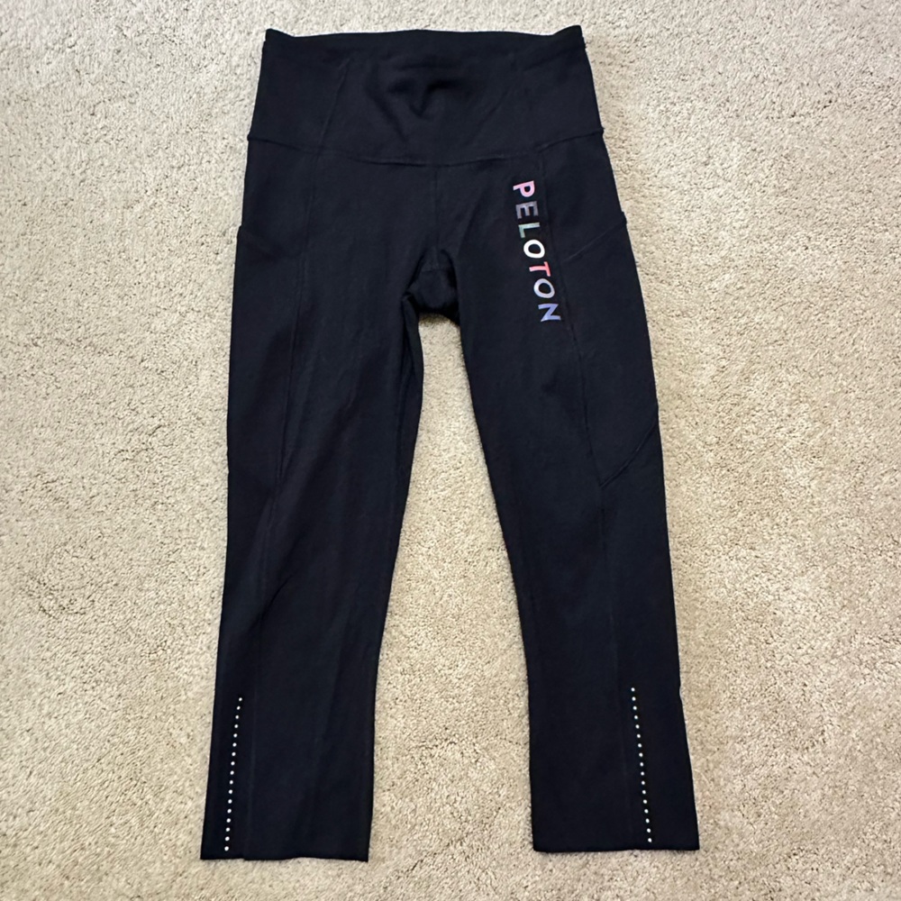 Lululemon Fast And Free Crop- Peloton Size 4